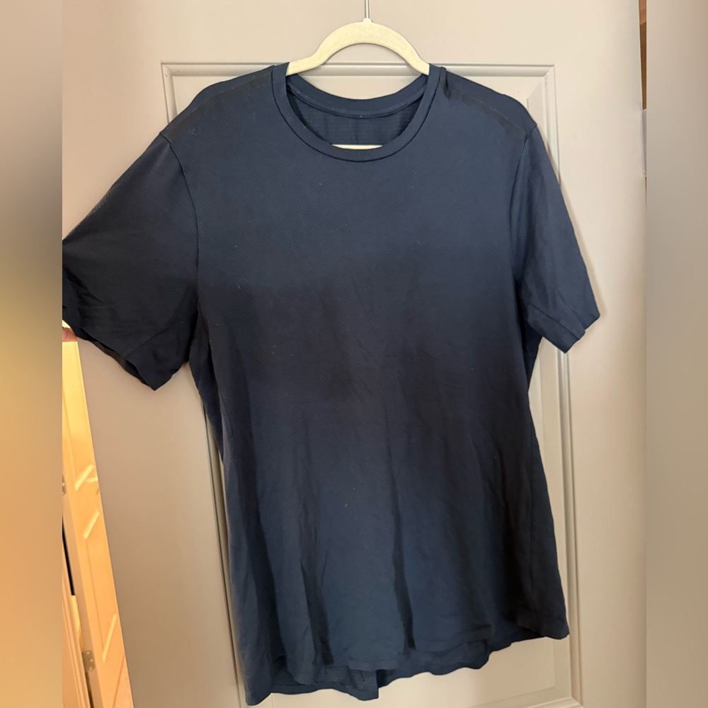 Lululemon Men’s Activewear Navy Blue size Large